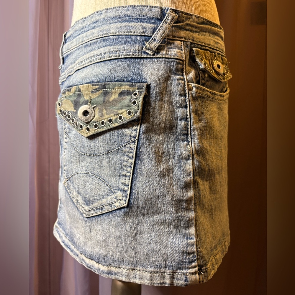 Y2K True People Denim Mini Skirt – Size 11 / Waist 32”